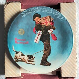 1981 "Wrapped up in Christmas" Norman Rockwell 8 1/4" Collector's Plate 8813C!!